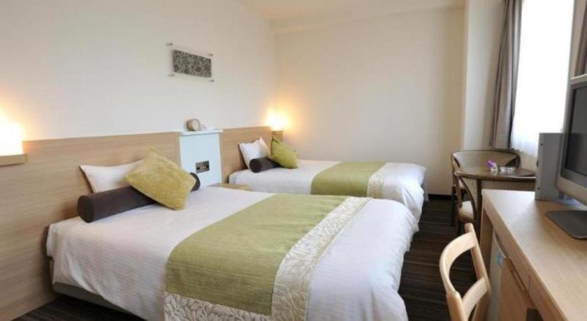 Shin Osaka Station Hotel Annex Bagian luar foto