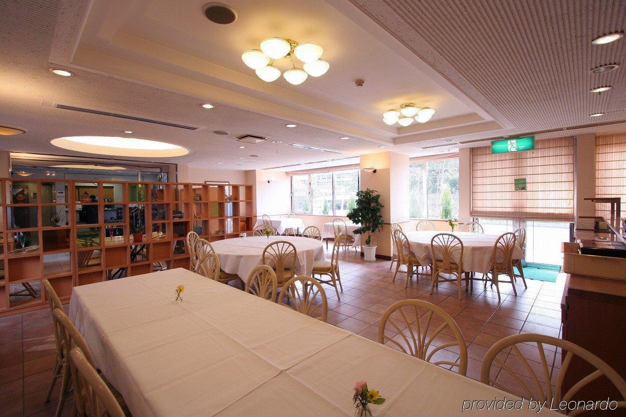 Shin Osaka Station Hotel Annex Bagian luar foto